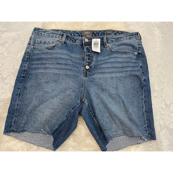 Torrid Relaxed Bermuda Classic Denim Mid Rise Button Fly Jean Shorts Size 18 New - Picture 1 of 12